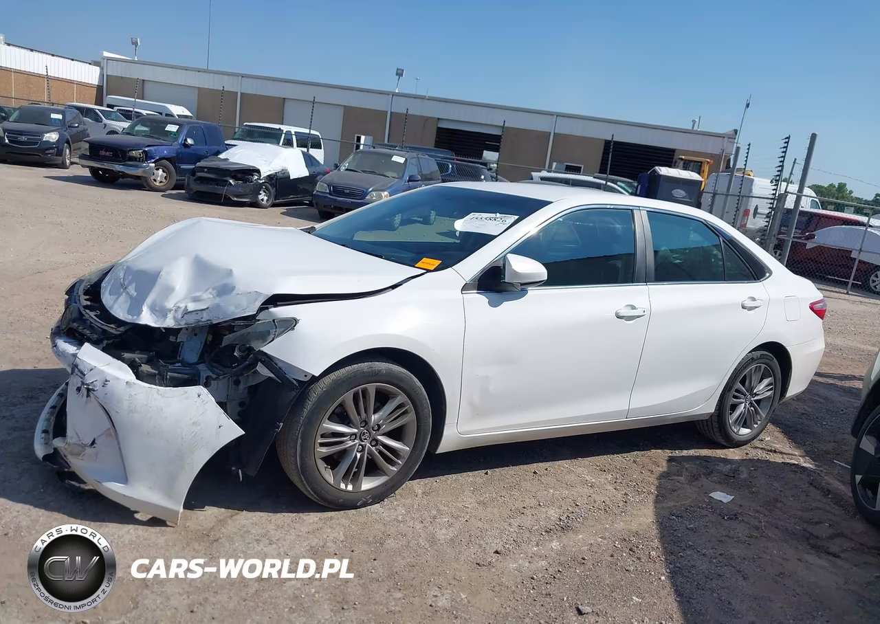 2016 Toyota Camry Le VIN:4T1BF1FK5GU208525 - 14