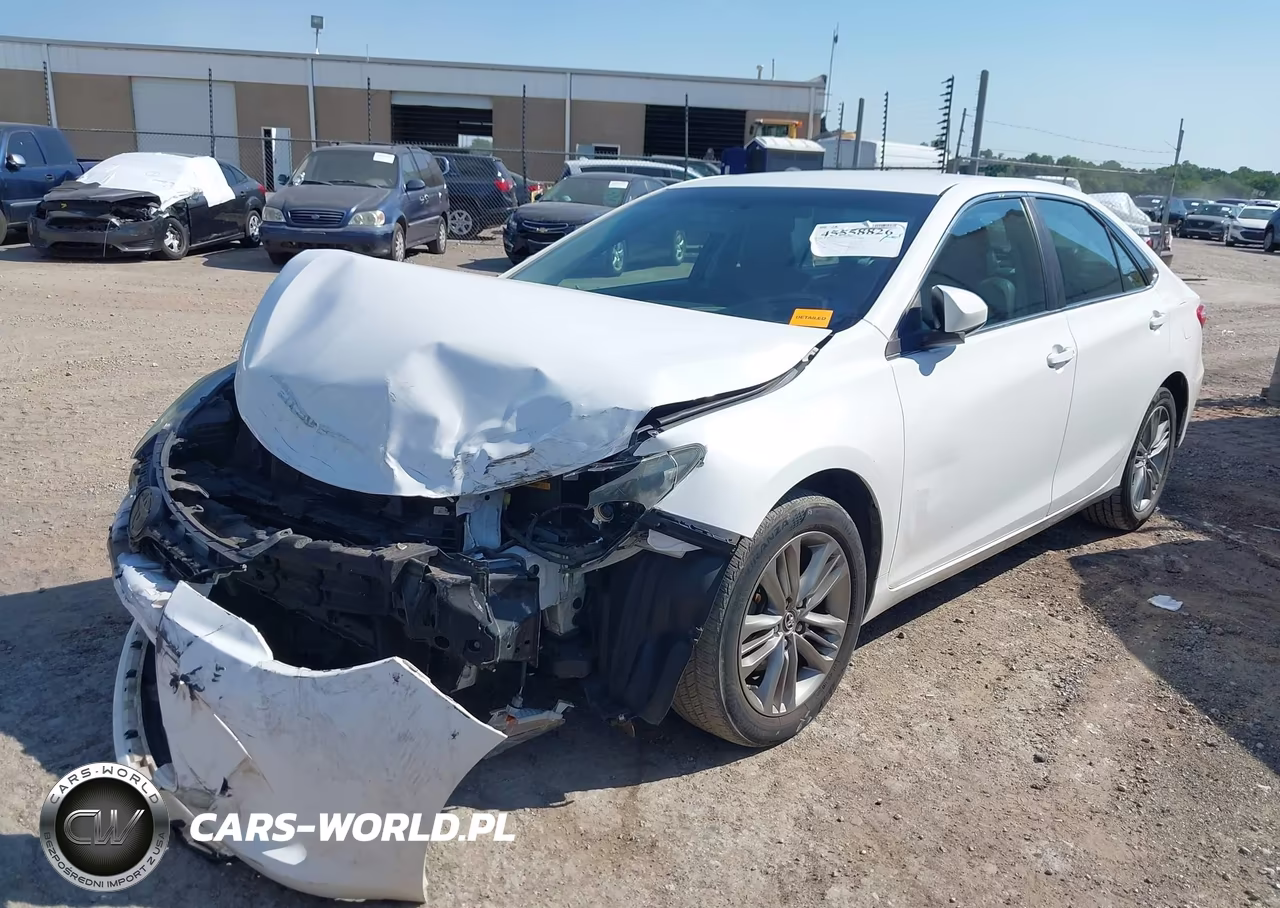 2016 Toyota Camry Le VIN:4T1BF1FK5GU208525 - 2