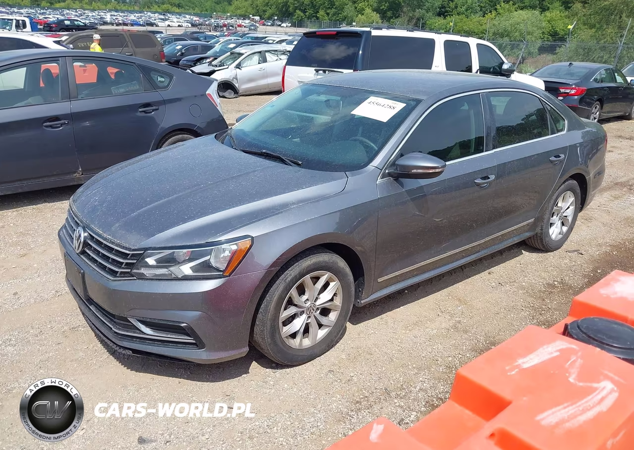 2016 Volkswagen Passat 1.8T S VIN:1VWAS7A33GC055418 - 2
