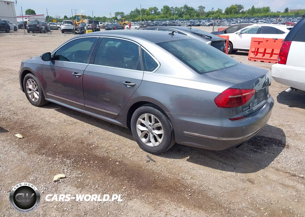 2016 Volkswagen Passat 1.8T S VIN:1VWAS7A33GC055418 - 3