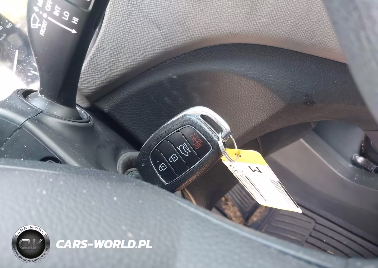 2018 Hyundai Santa Fe Sport 2.4L VIN:5XYZTDLB0JG527132 - 11