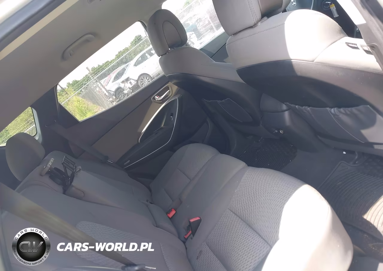 2018 Hyundai Santa Fe Sport 2.4L VIN:5XYZTDLB0JG527132 - 8