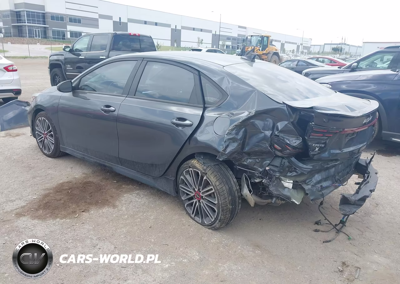 2023 Kia Forte Gt Manual VIN:3KPF44AC7PE525606 - 3