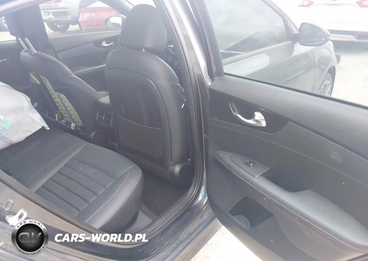 2023 Kia Forte Gt Manual VIN:3KPF44AC7PE525606 - 8