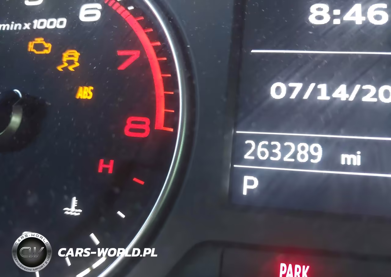2018 Audi A3 2.0T Premium-2.0T Tech Premium VIN:WAUAUHFF8J1072253 - 16