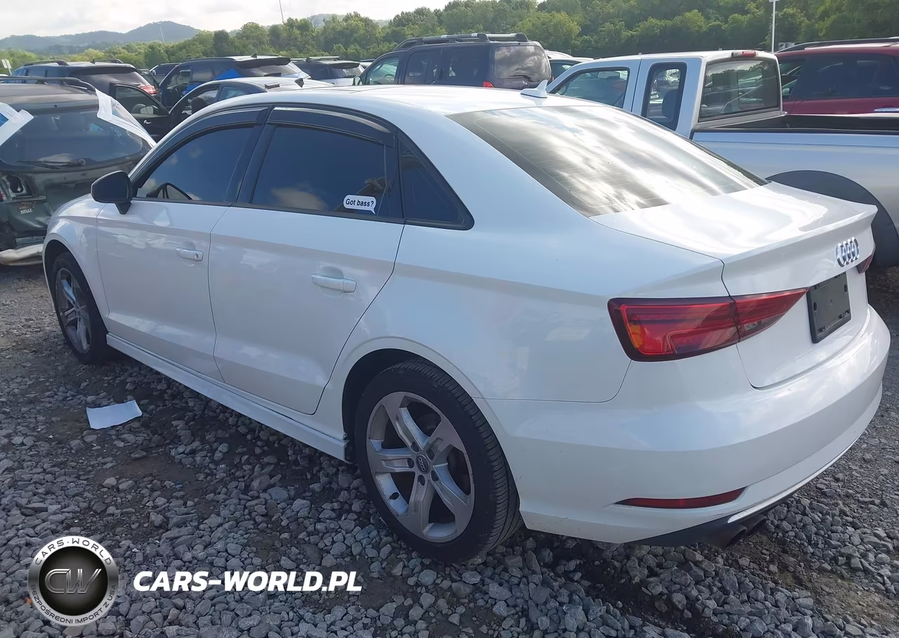 2018 Audi A3 2.0T Premium-2.0T Tech Premium VIN:WAUAUHFF8J1072253 - 3
