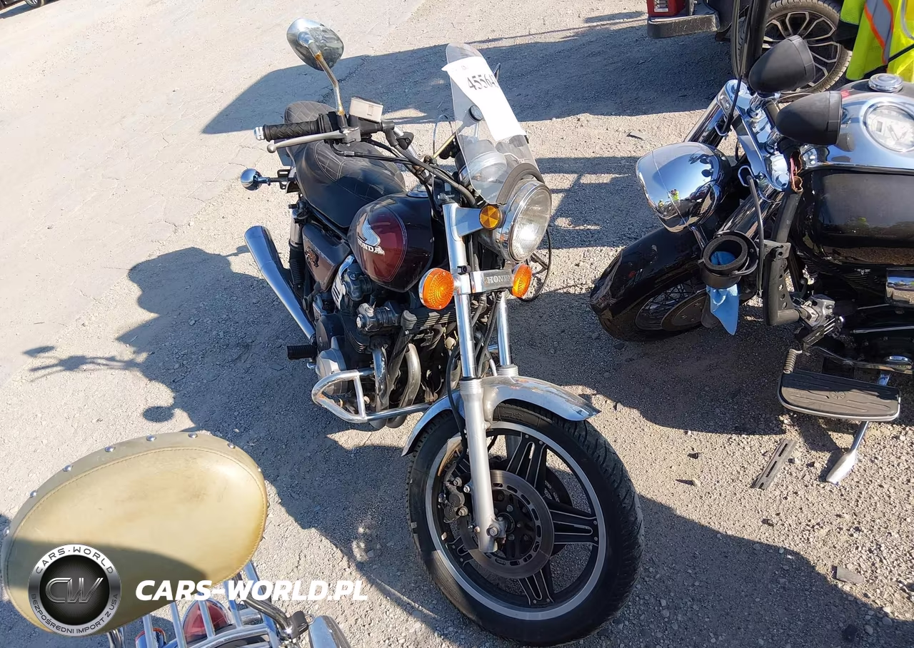 1982 Honda Cb900 C – zdjęcie 1 z 13