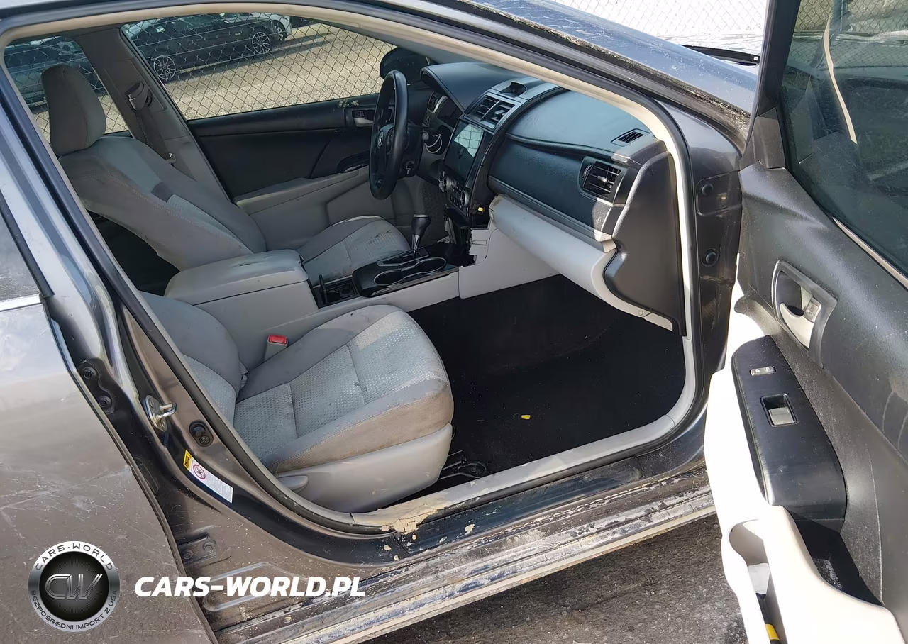 2014 Toyota Camry Le VIN:4T4BF1FK9ER387929 - 5