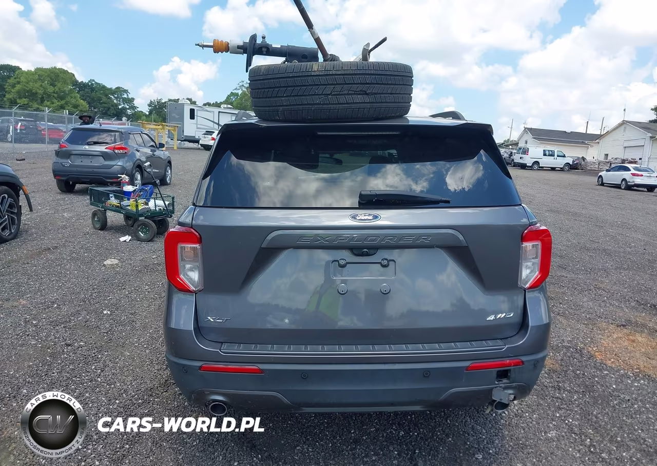 2022 Ford Explorer Xlt VIN:1FMSK8DH1NGA69565 - 16