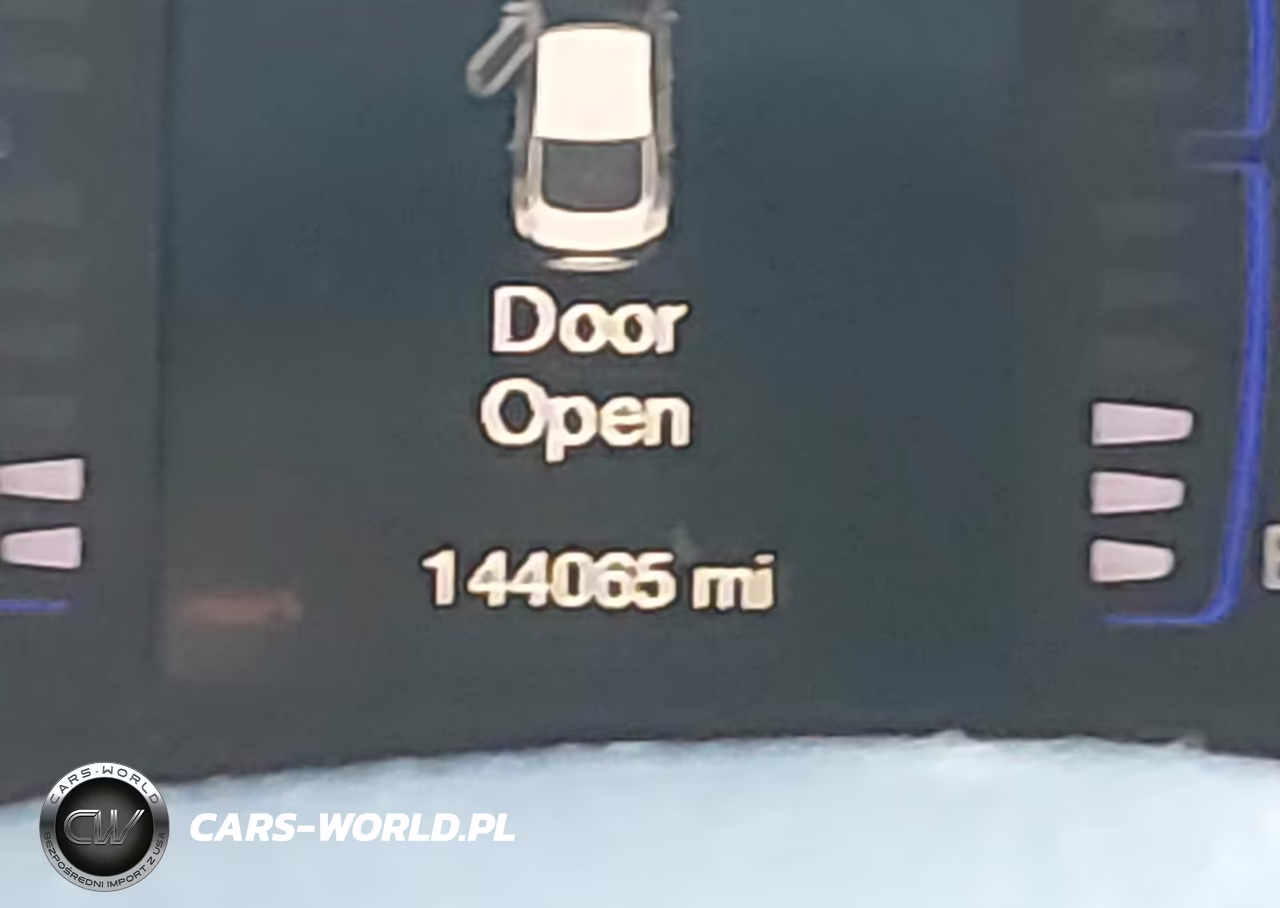 2015 Chrysler 200 Limited VIN:1C3CCCAB3FN721466 - 15
