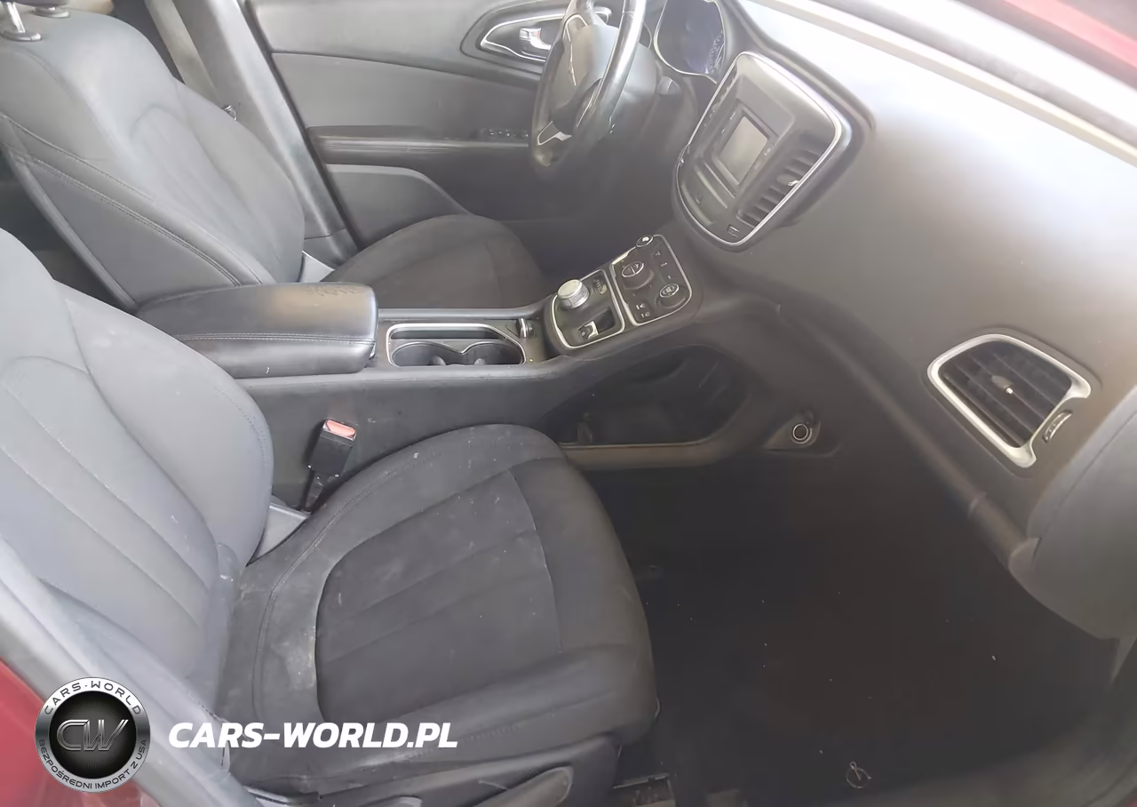2015 Chrysler 200 Limited VIN:1C3CCCAB3FN721466 - 5