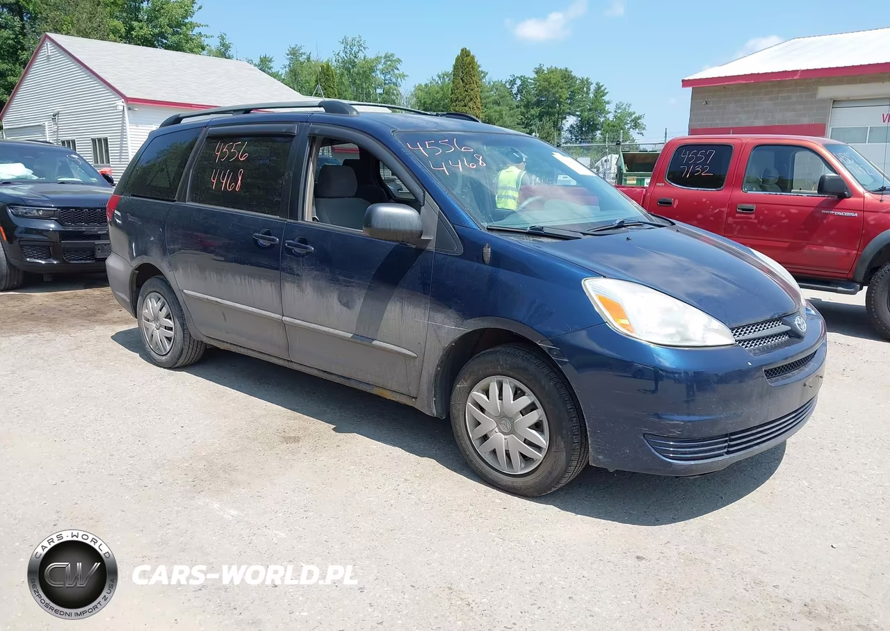 2004 Toyota Sienna Le