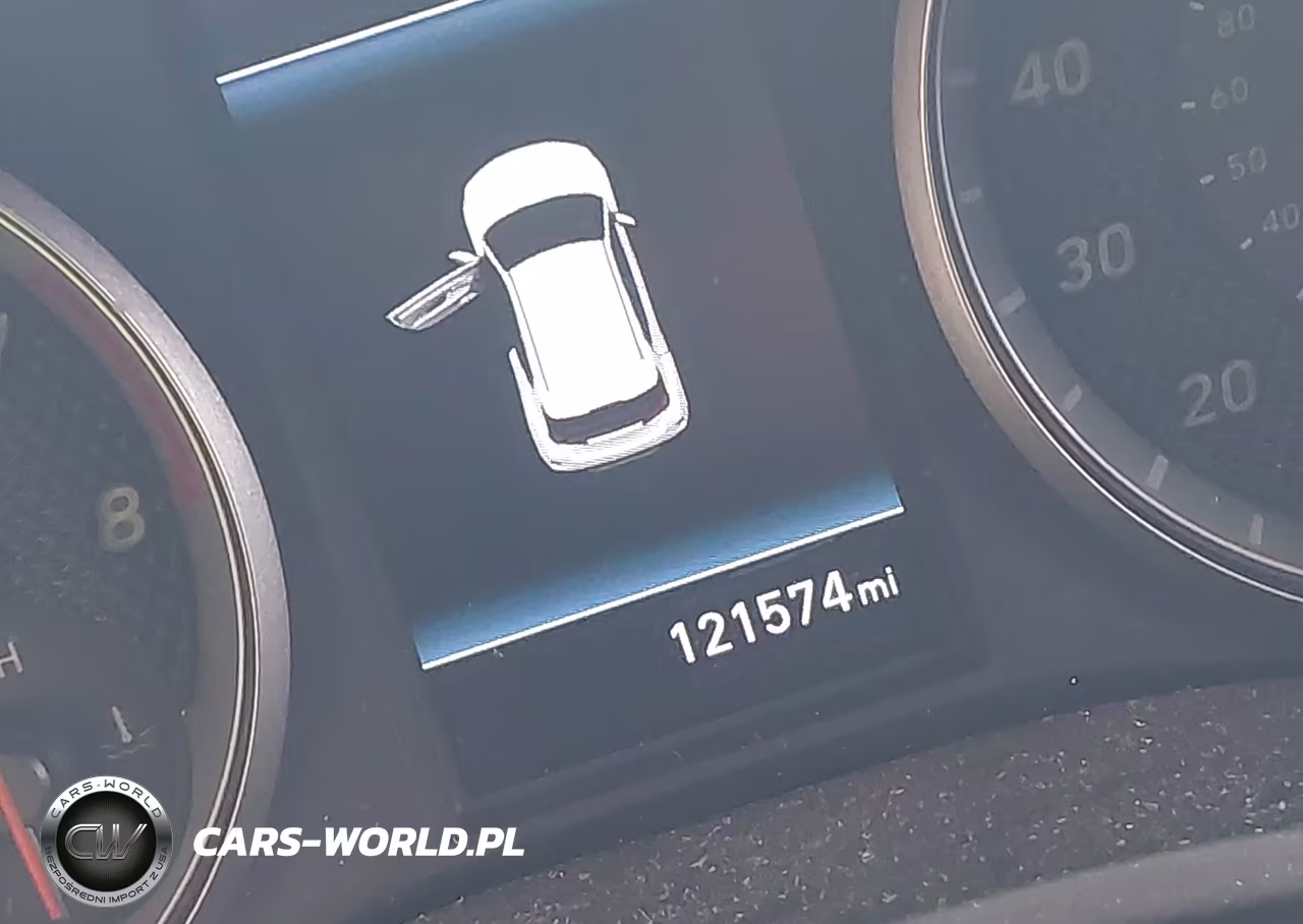 2020 Hyundai Veloster Turbo VIN:KMHTH6AB4LU023959 - 15