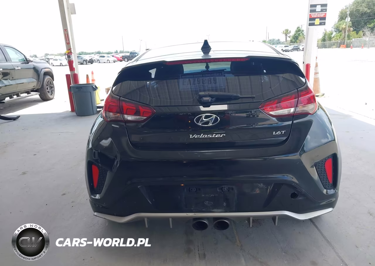 2020 Hyundai Veloster Turbo VIN:KMHTH6AB4LU023959 - 16