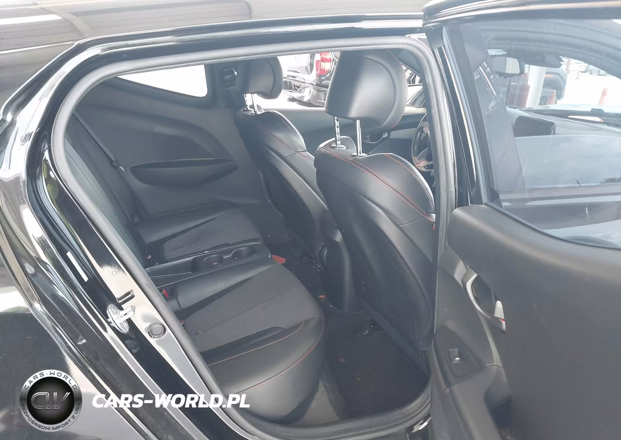 2020 Hyundai Veloster Turbo VIN:KMHTH6AB4LU023959 - 8
