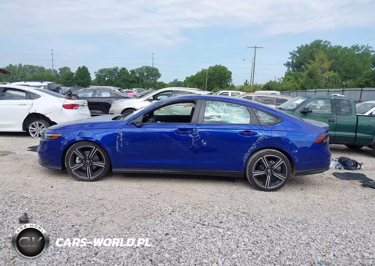 2026 Honda Accord Hybrid Sport VIN:1HGCY2F50TA032967 - 14