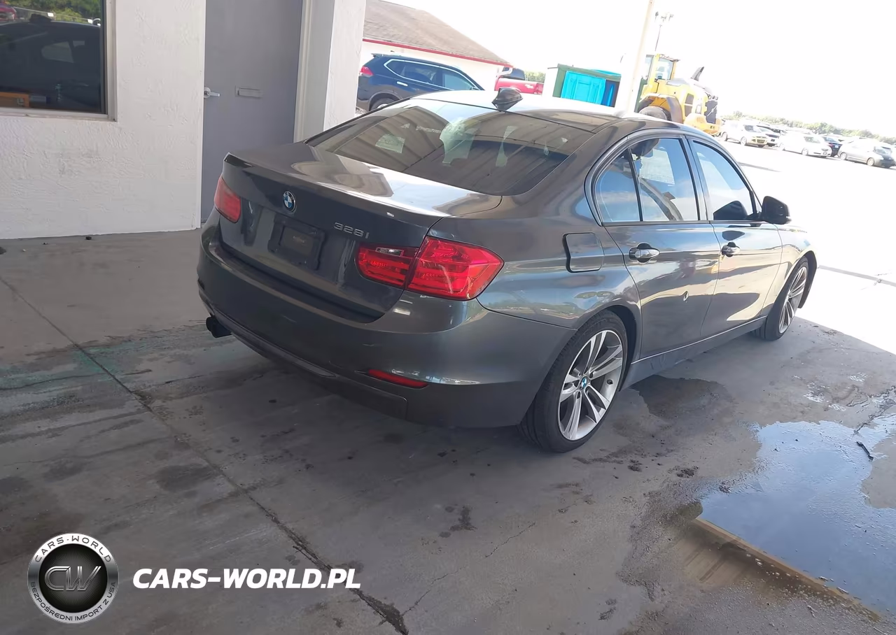 2012 BMW 328I VIN:WBA3A5C56CF341481 - 4