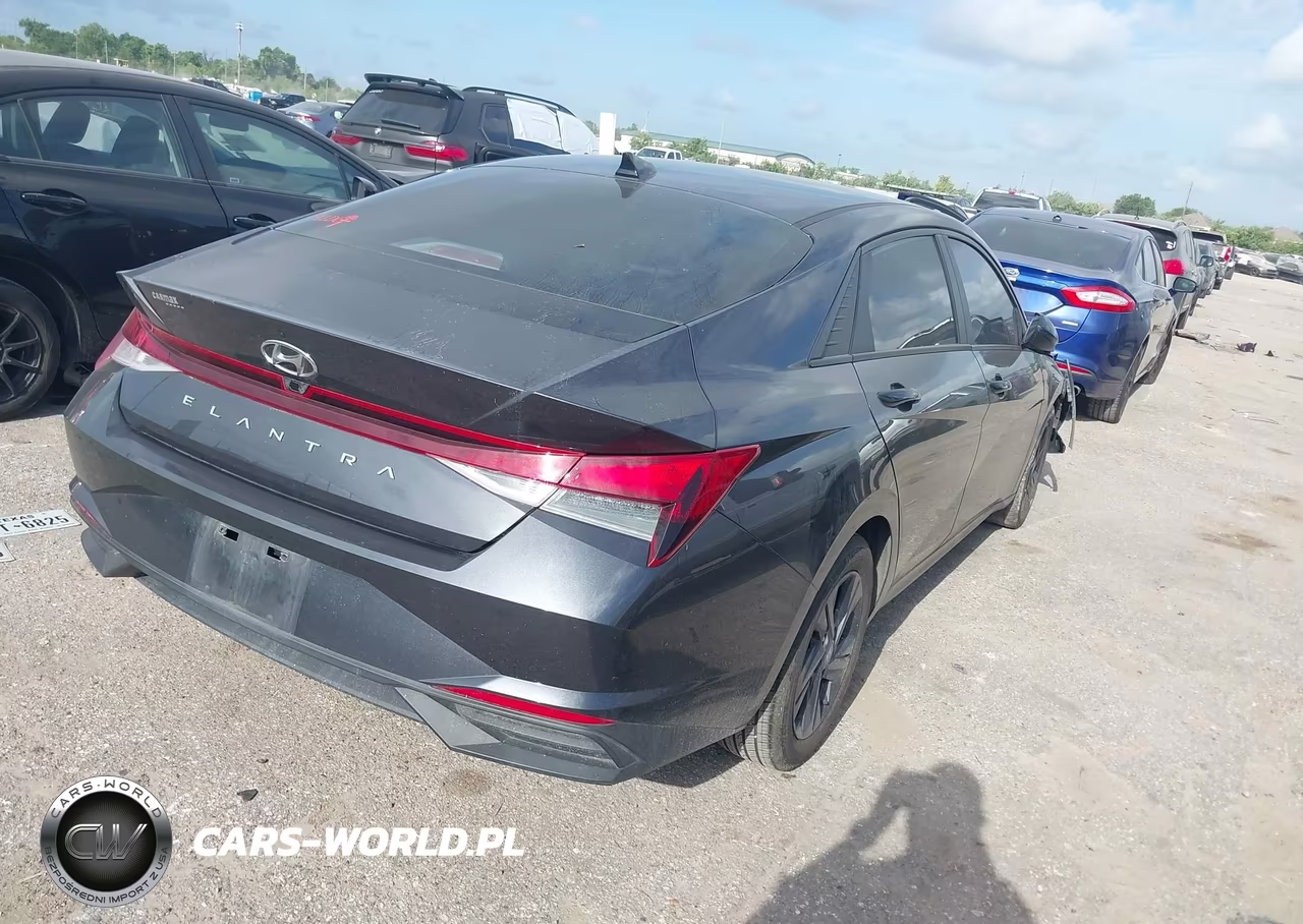 2021 Hyundai Elantra Sel VIN:5NPLM4AG5MH007684 - 4