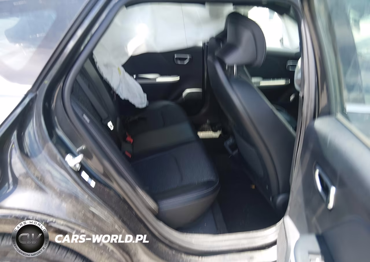 2025 Kia K4 Gt-Line VIN:3KPFW4DE5SE126760 - 8