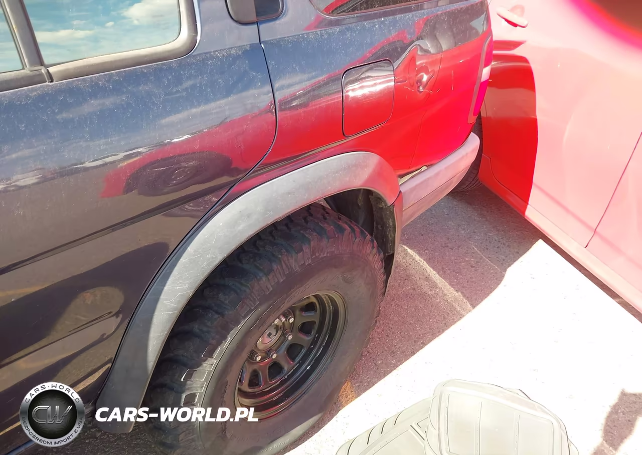 1997 Nissan Pathfinder Le-Se-Xe VIN:JN8AR05Y6VW180036 - 6