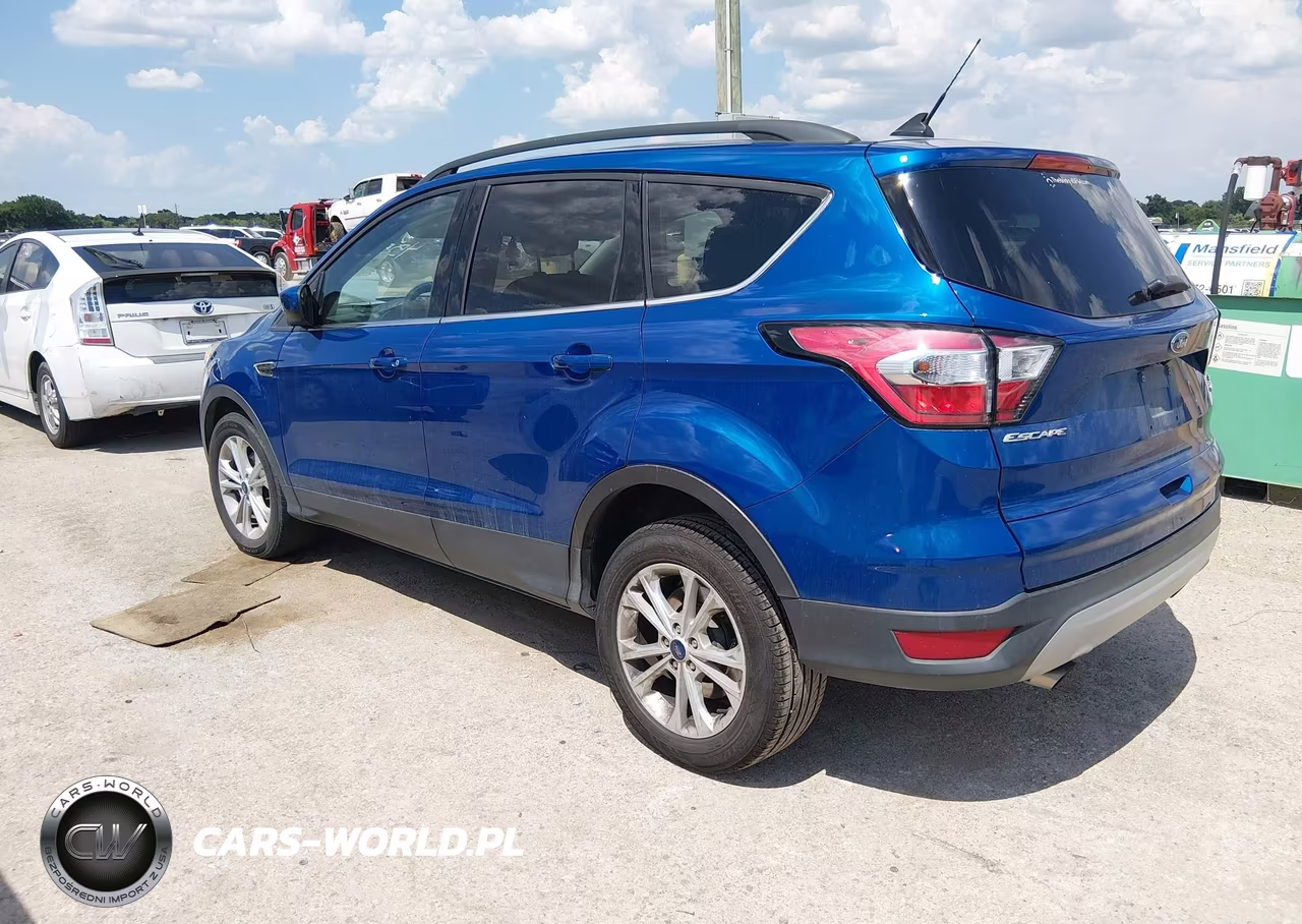 2018 Ford Escape Se VIN:1FMCU0GD7JUC03225 - 3