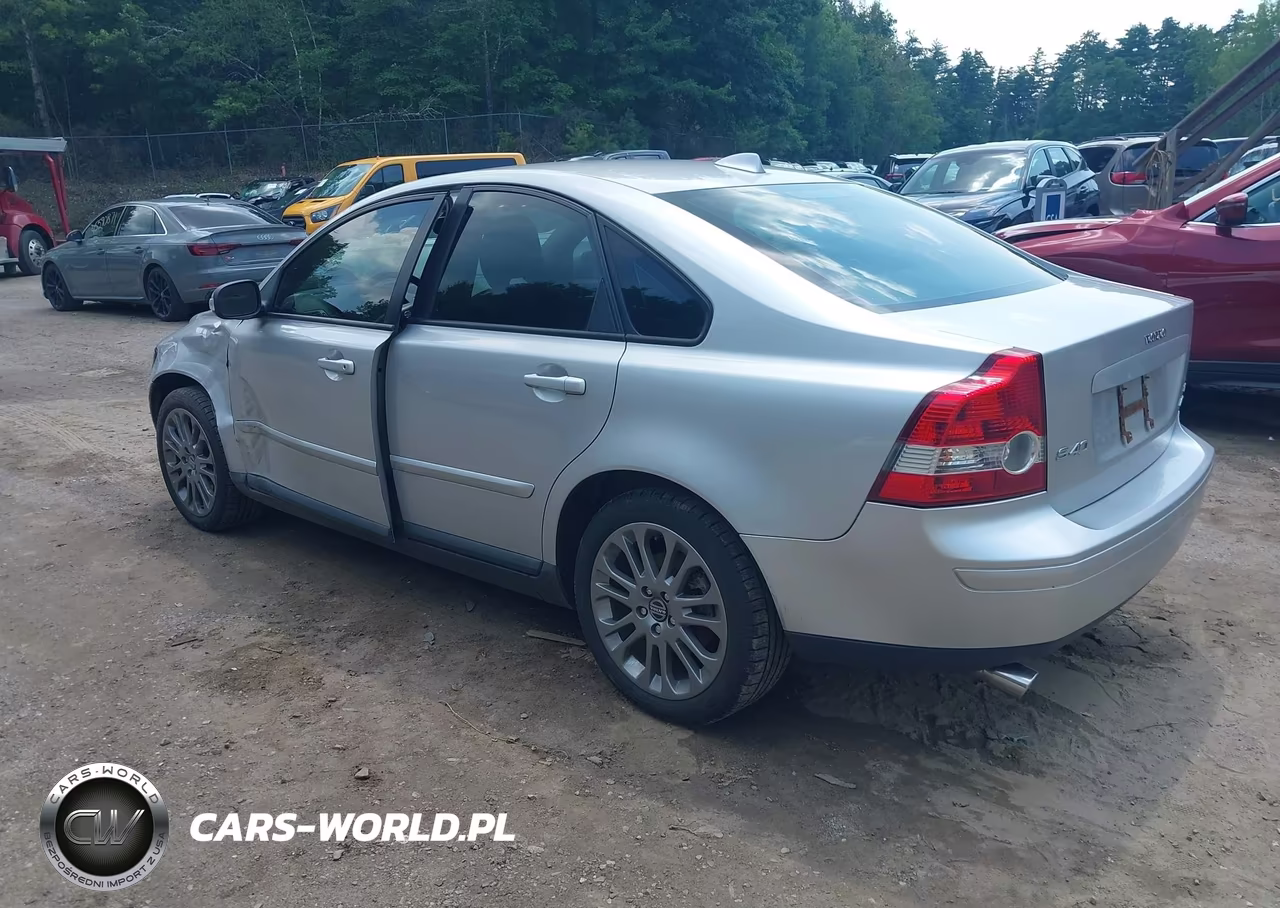 2007 Volvo S40 T5 VIN:YV1MH682372294439 - 3