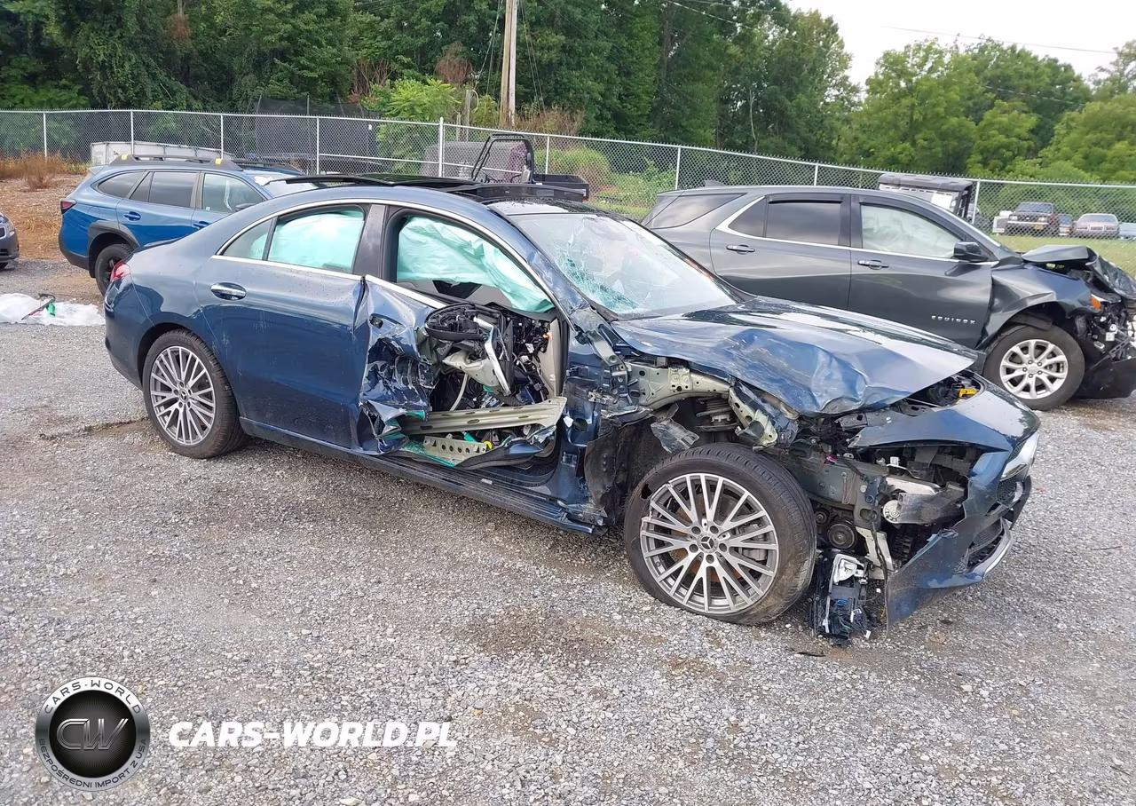 2023 Mercedes-Benz Cla 250 Coupe 4Matic – zdjęcie 1 z 20