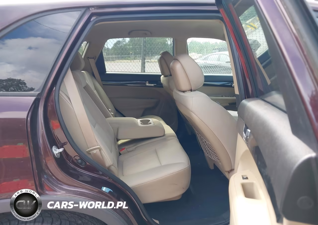 2011 Kia Sorento Lx VIN:5XYKT3A11BG159003 - 8