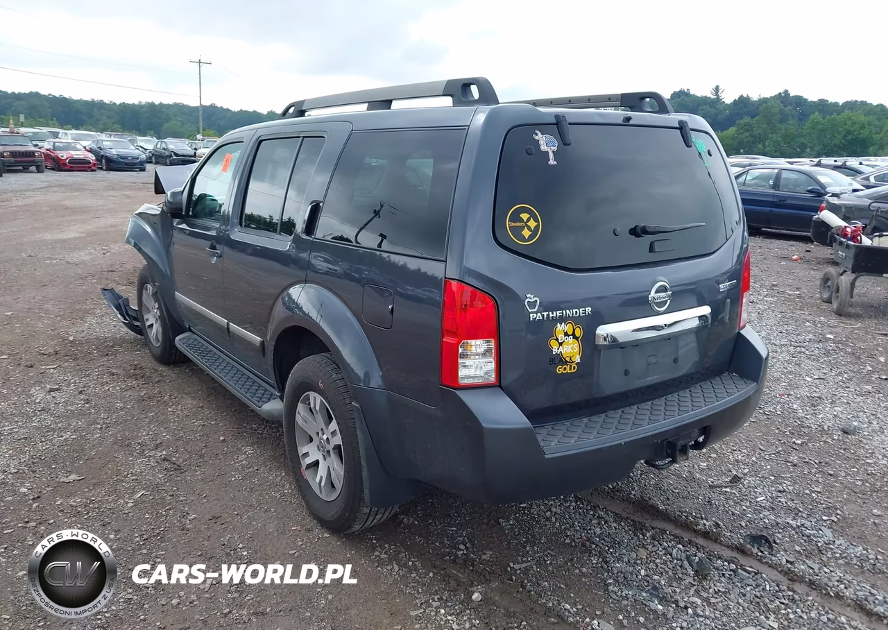 2011 Nissan Pathfinder Silver VIN:5N1AR1NB6BC616776 - 3