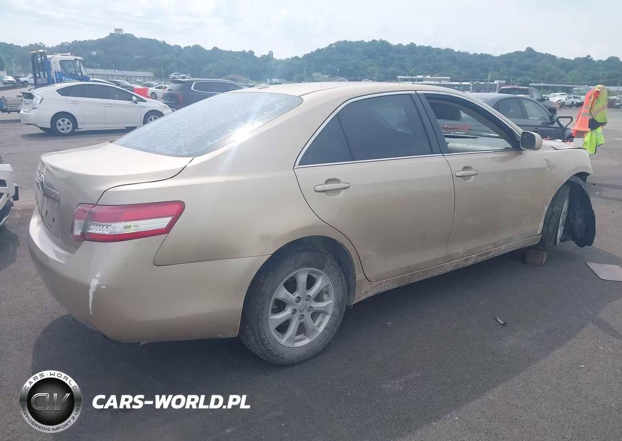 2011 Toyota Camry Le VIN:4T1BF3EK7BU762722 - 4