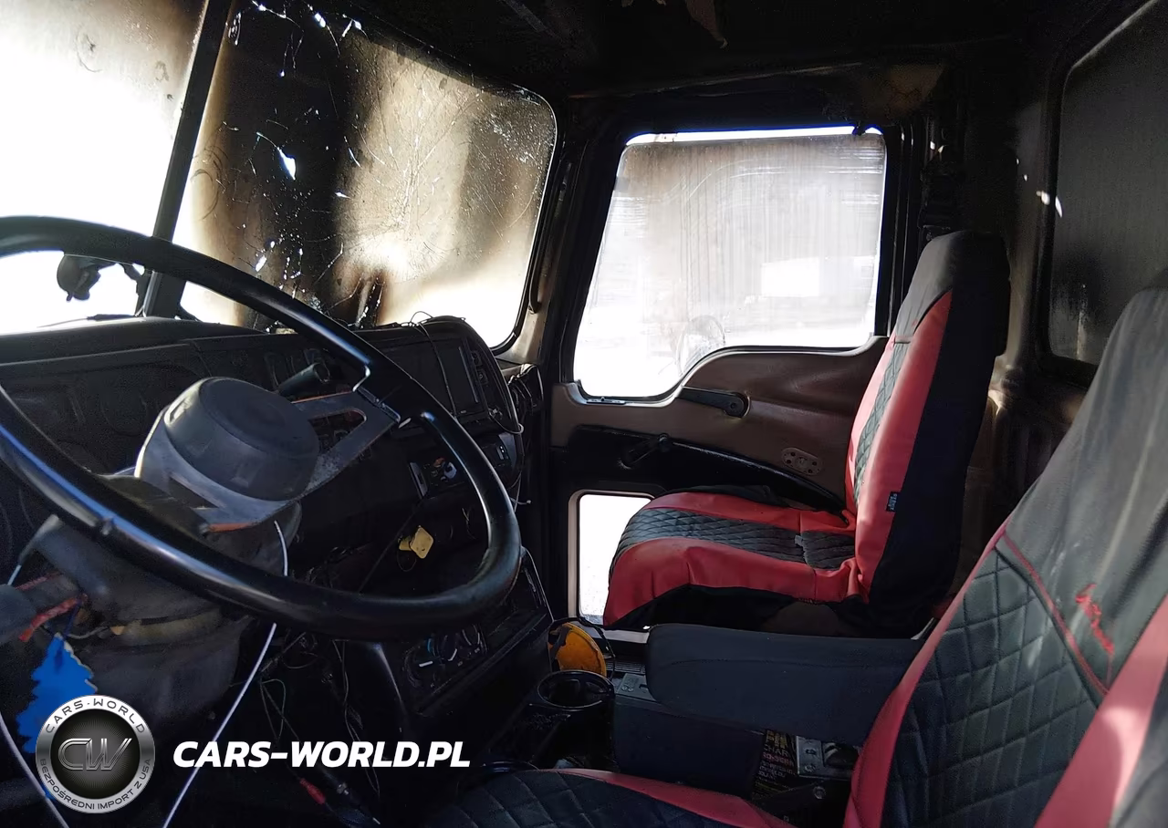 2005 Mack 700 Cv700 VIN:1M2AG11C15M020283 - 7