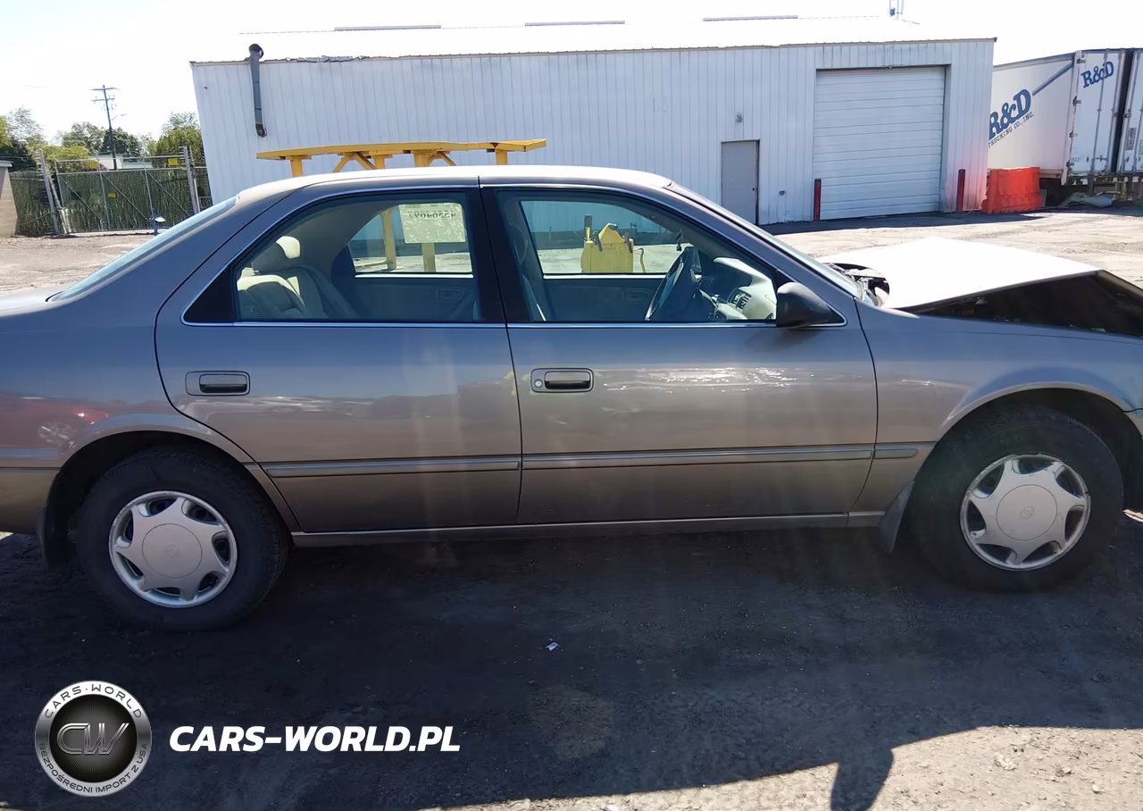 1999 Toyota Camry Ce VIN:4T1BG22K1XU519104 - 13
