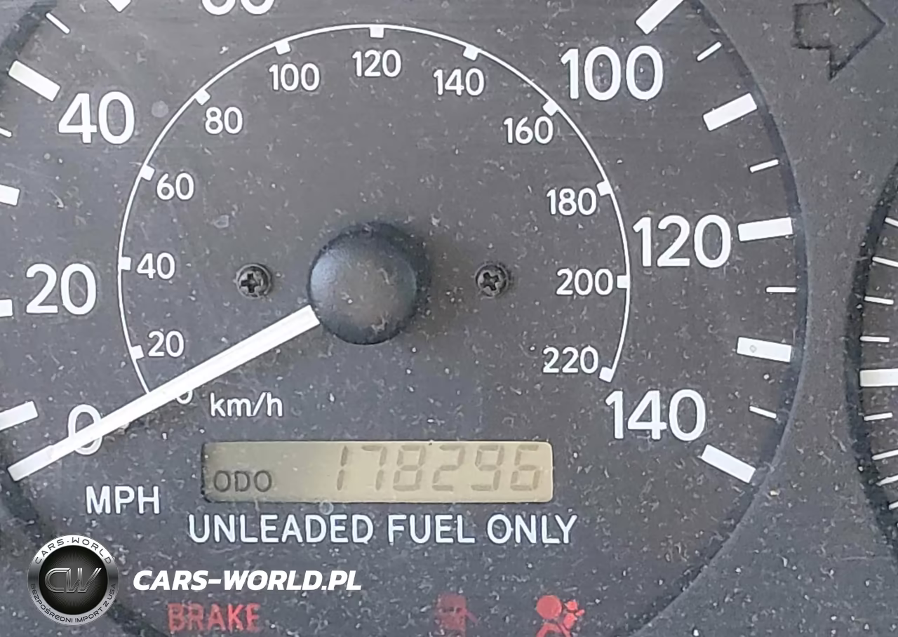 1999 Toyota Camry Ce VIN:4T1BG22K1XU519104 - 15