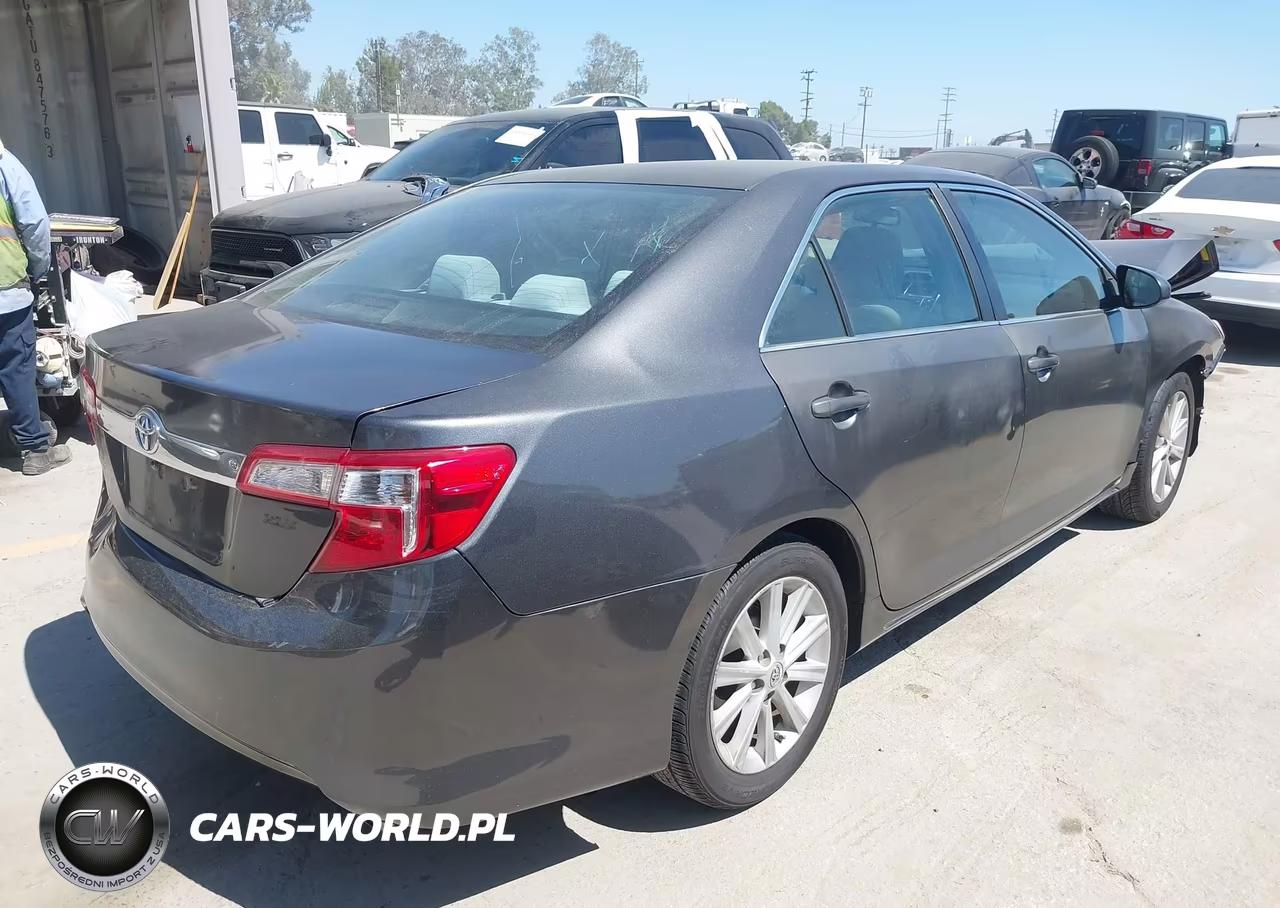 2012 Toyota Camry Xle VIN:4T1BF1FK6CU606899 - 4