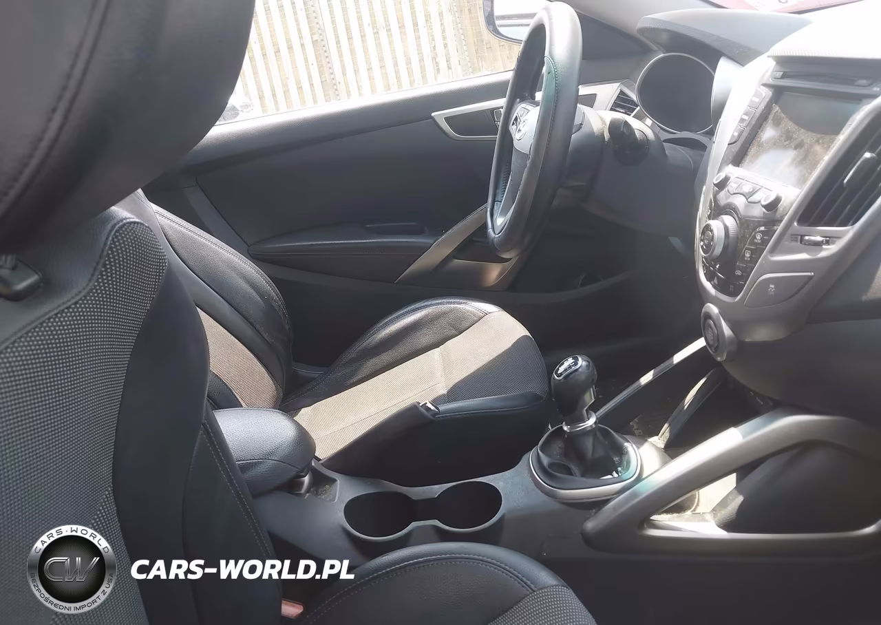 2013 Hyundai Veloster Base W-Black VIN:KMHTC6AD2DU151750 - 5