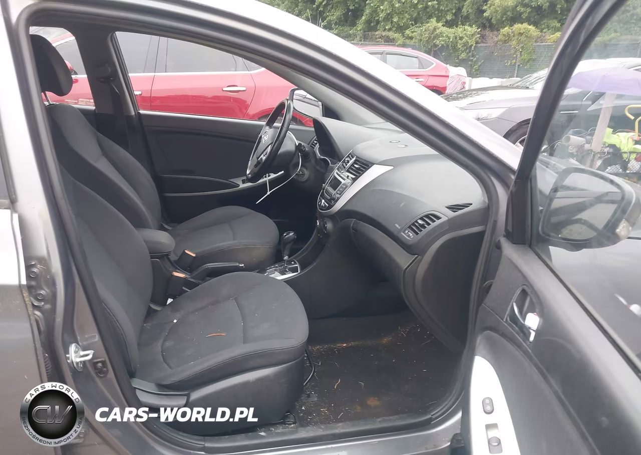 2014 Hyundai Accent Se VIN:KMHCU5AE4EU188879 - 5