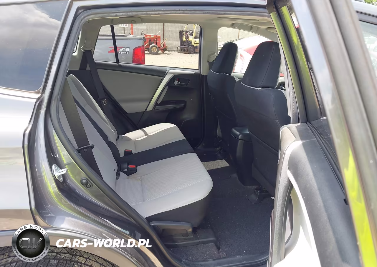 2016 Toyota Rav4 Xle VIN:JTMWFREV0GJ062715 - 8