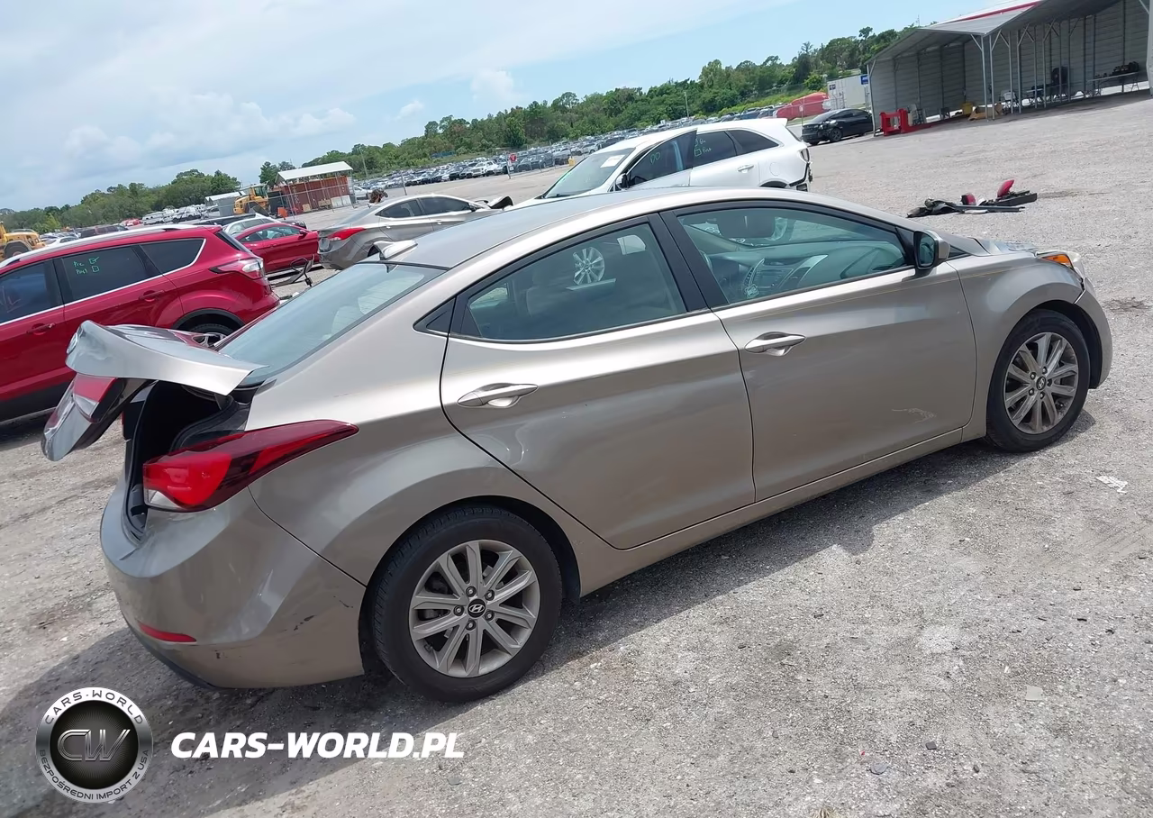 2016 Hyundai Elantra Se VIN:5NPDH4AE2GH656709 - 4