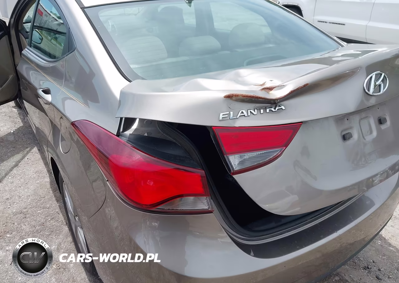 2016 Hyundai Elantra Se VIN:5NPDH4AE2GH656709 - 6