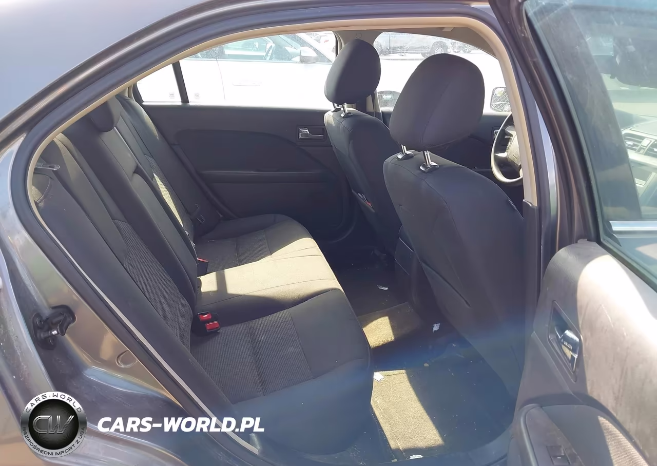 2011 Ford Fusion Se VIN:3FAHP0HA1BR337992 - 8