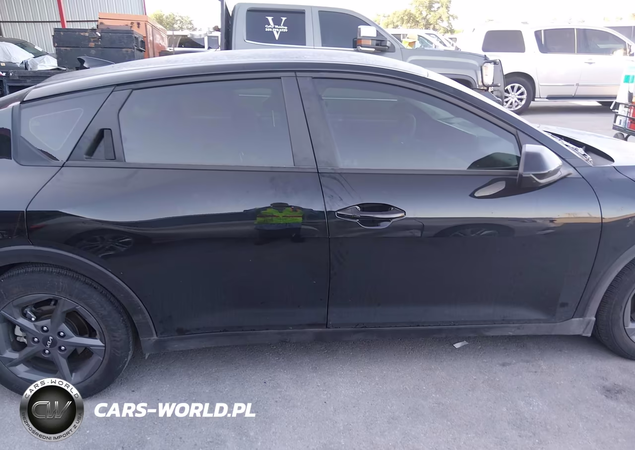 2025 Kia K4 Lxs VIN:3KPFT4DE6SE210529 - 14