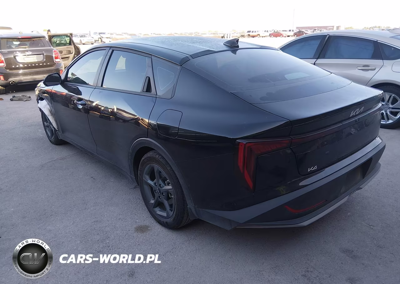 2025 Kia K4 Lxs VIN:3KPFT4DE6SE210529 - 3