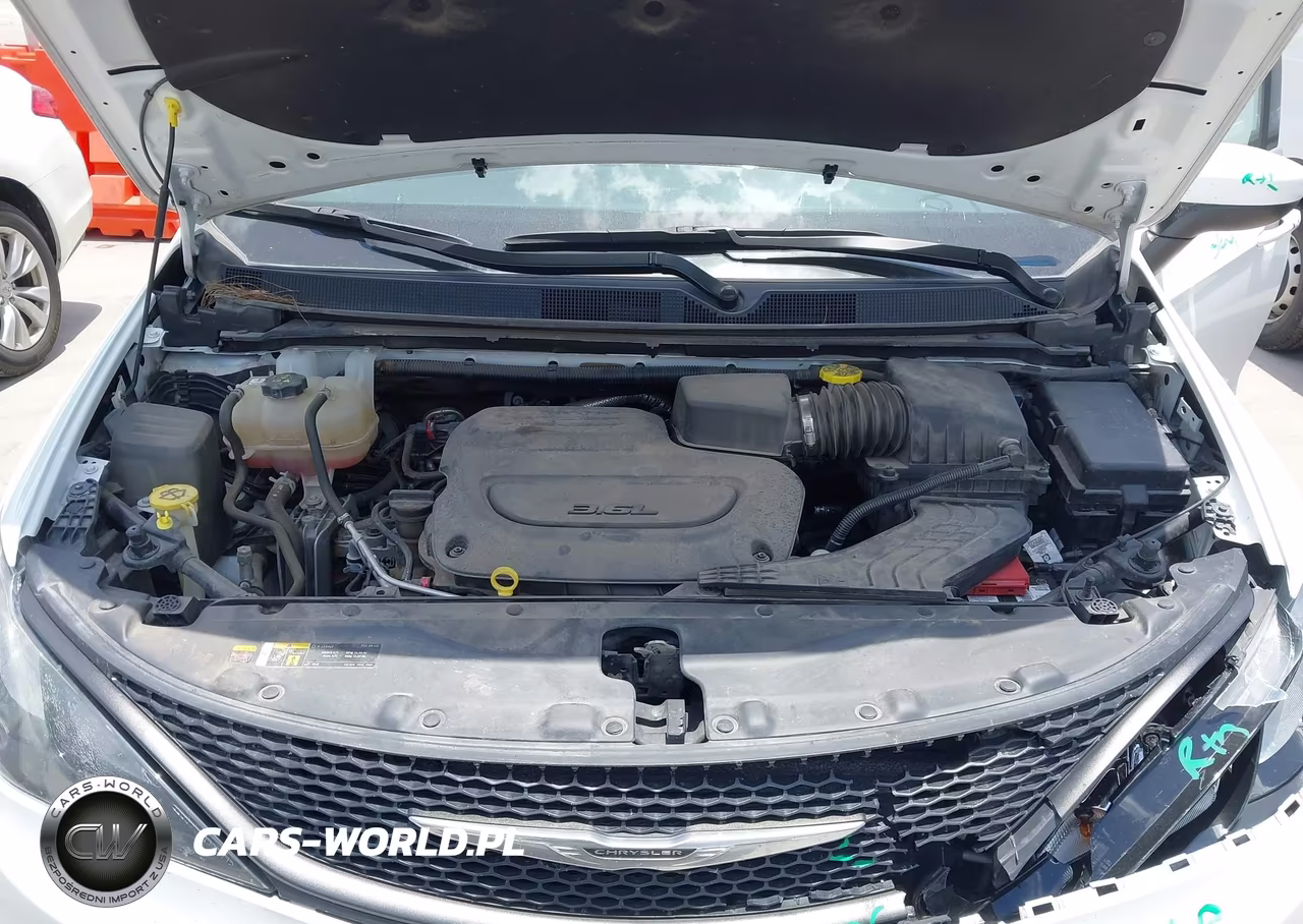 2023 Chrysler Voyager Lx VIN:2C4RC1CG9PR601923 - 10