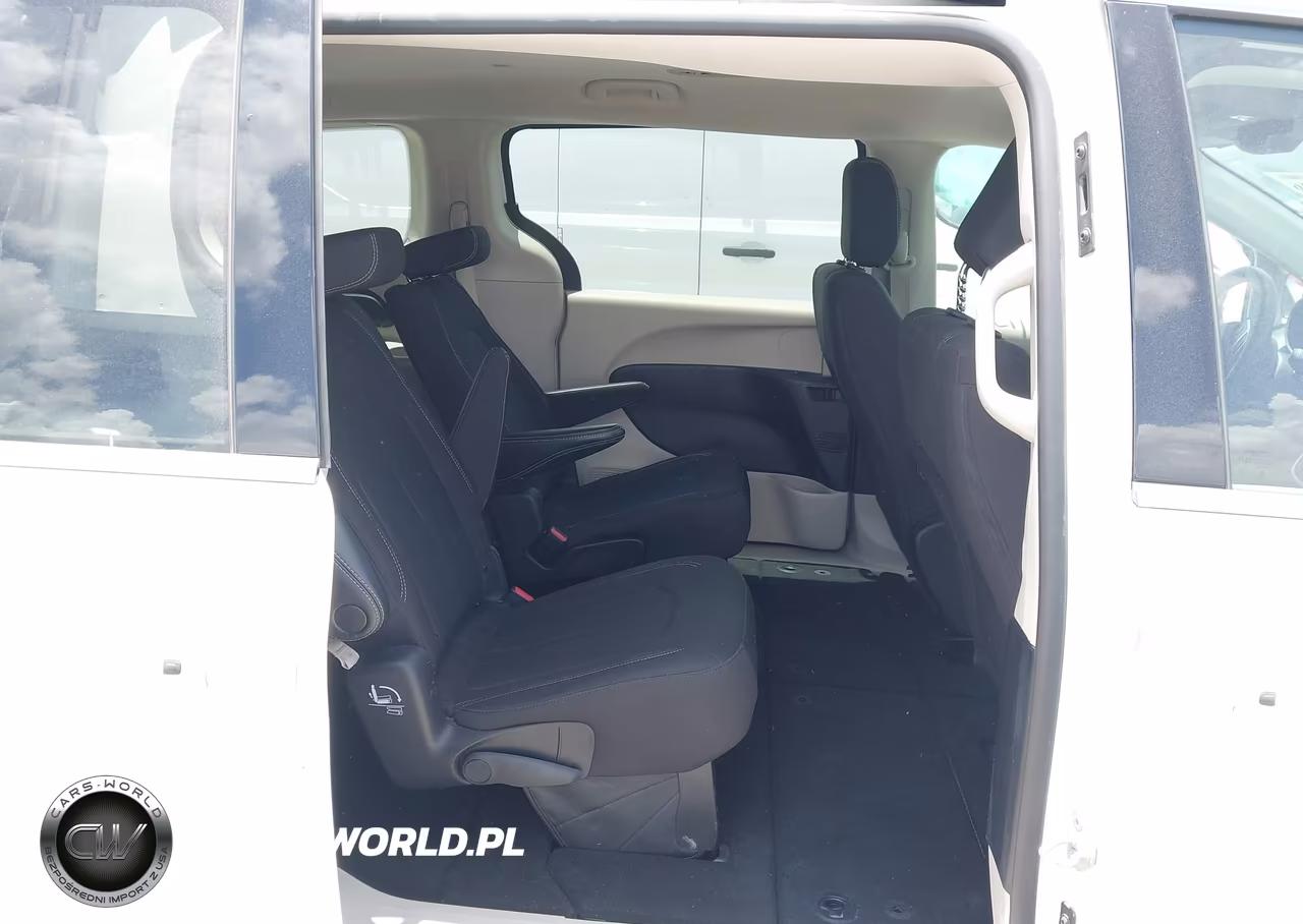 2023 Chrysler Voyager Lx VIN:2C4RC1CG9PR601923 - 8