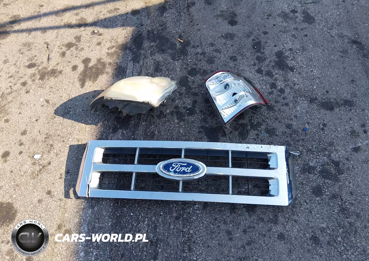 2010 Ford Escape Xls VIN:1FMCU0C77AKD21769 - 12