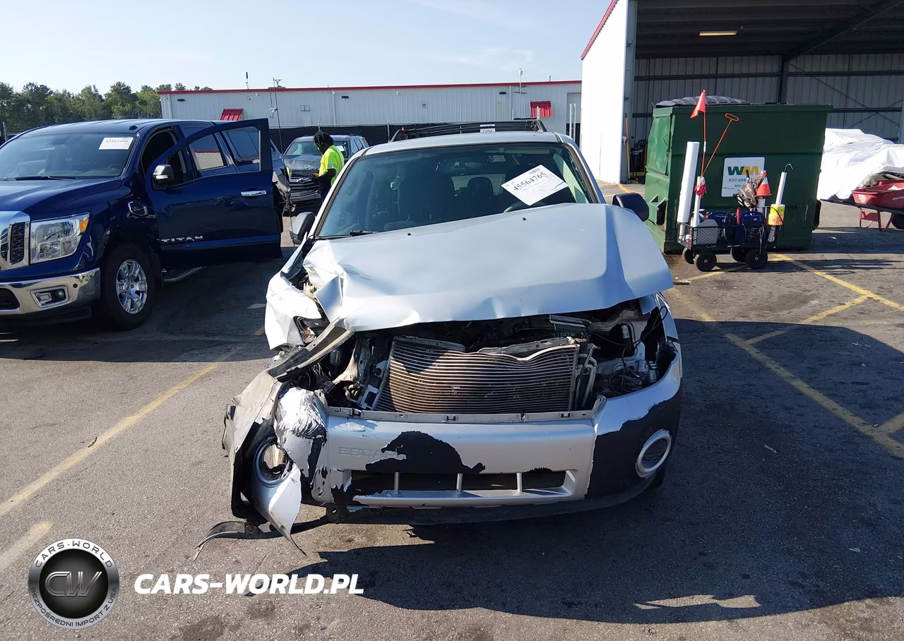 2010 Ford Escape Xls VIN:1FMCU0C77AKD21769 - 13