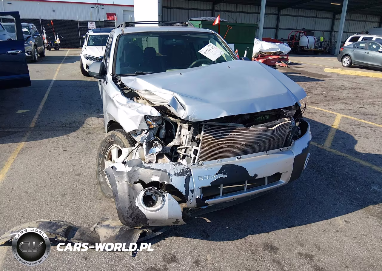 2010 Ford Escape Xls VIN:1FMCU0C77AKD21769 - 6