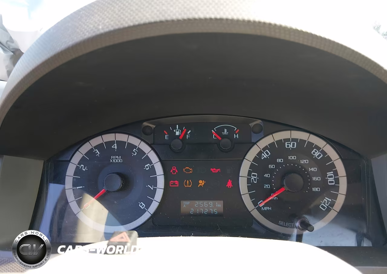 2010 Ford Escape Xls VIN:1FMCU0C77AKD21769 - 7