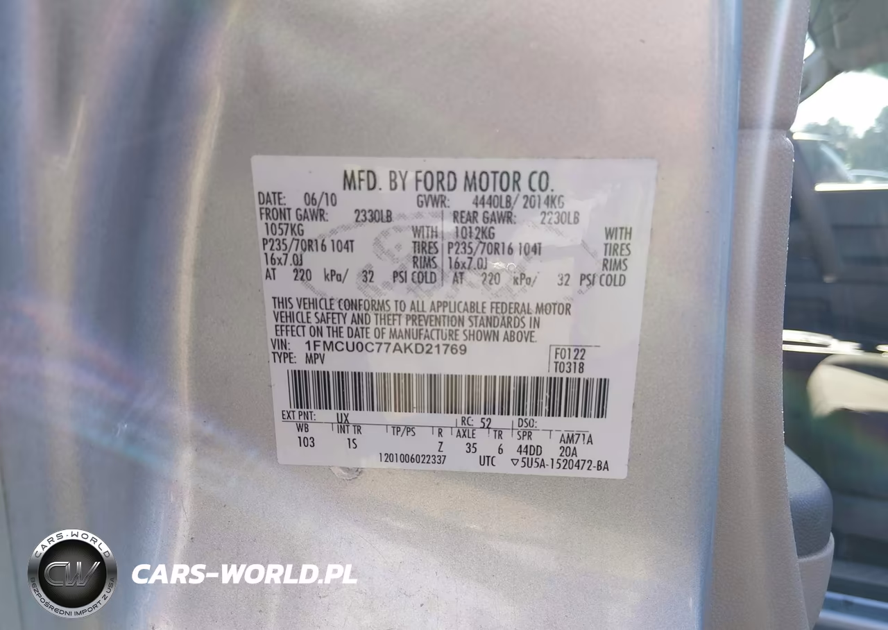 2010 Ford Escape Xls VIN:1FMCU0C77AKD21769 - 9
