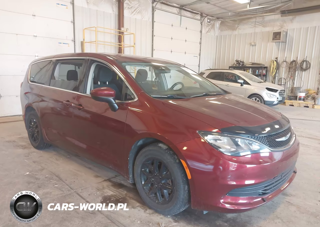 2018 Chrysler Pacifica Touring – zdjęcie 1 z 16